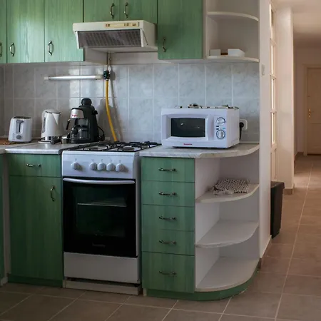 Guest house Bella Apartmanhaz *