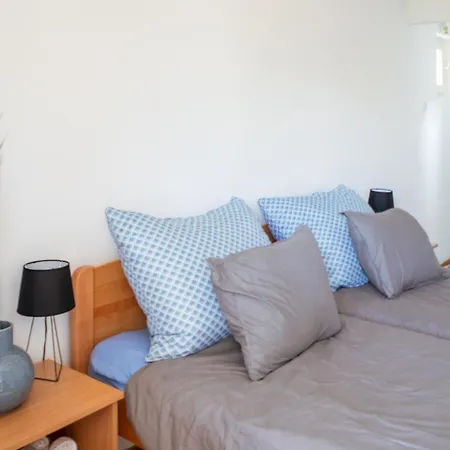 Bella Apartmanhaz Гостевой дом