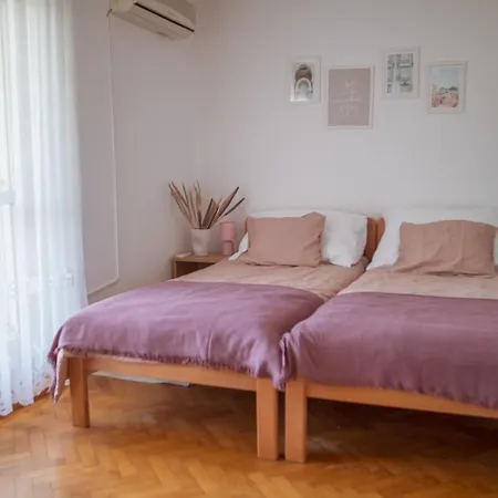 Bella Apartmanhaz * Zamardi