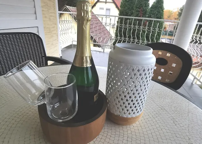 Bella Apartmanhaz 3*