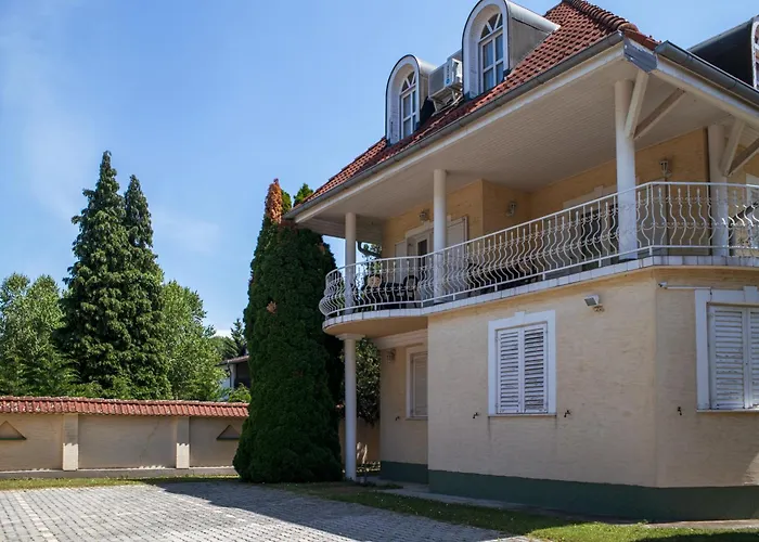 Bella Apartmanhaz Gæstehus