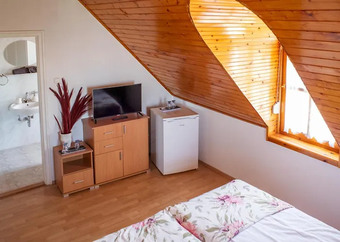 Bella Apartmanhaz Gæstehus