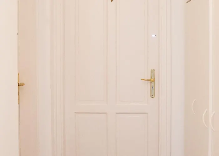 Gæstehus Bella Apartmanhaz 3*