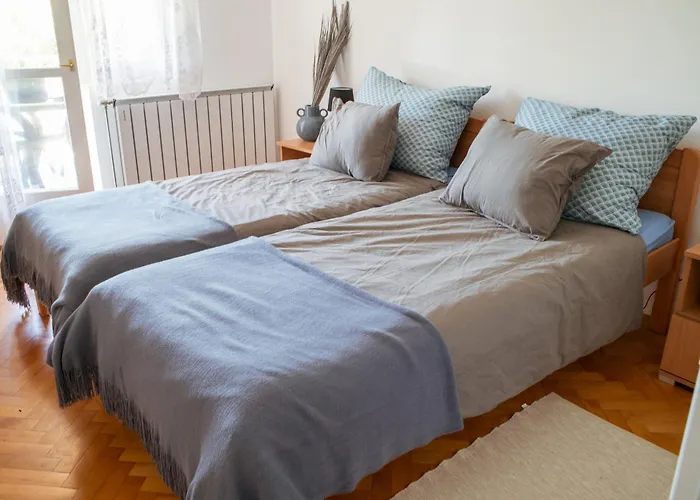 Bella Apartmanhaz 4*