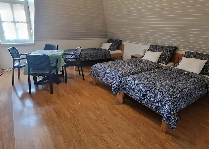 Bella Apartmanhaz Gæstehus